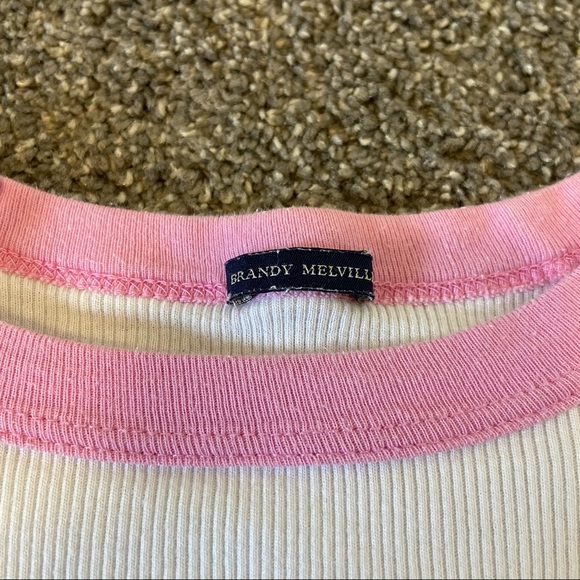 brandy melville pink bella tee - Picture 3 of 4